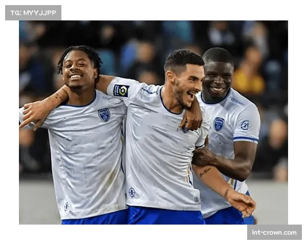 科隆临时拼凑防线默契度不足 许伯斯基利安伤缺影响体系完整性 科隆临时拼凑防线默契度不足 许伯斯基利安伤缺影响体系完整性